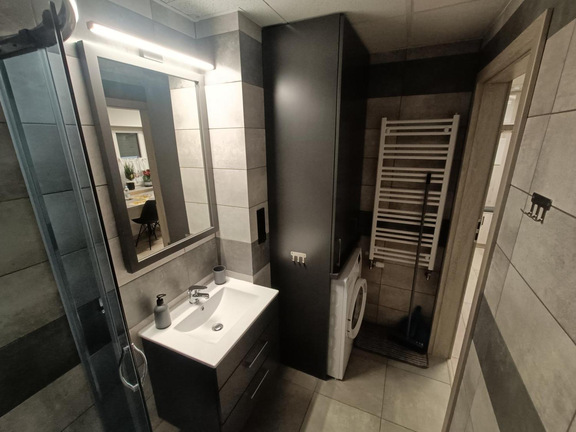 Na Tylnej Apartment Srem